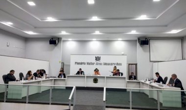 Câmara Municipal de Ceres realiza a 3ª Sessão Ordinária do mês de Dezembro de 2023