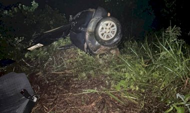 Motorista morre após acidente de trânsito que deixou carro partido ao meio na GO-139