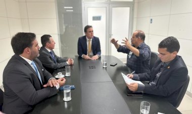 Prefeito de Ceres acompanhado do Deputado Federal Zé Nelto, esteve em Brasília em audiência com o Secretário Nacional de Mobilidade Urbana
