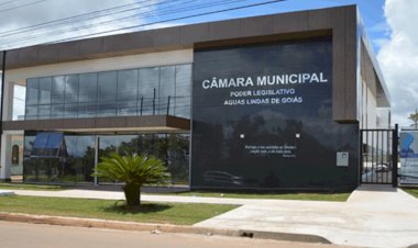 Ex-vereador de Águas Lindas terá de ressarcir danos por contratar ''funcionário fantasma'', diz MPGO
