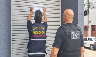 Goiânia: Outlet é interditado por vender roupas falsificadas como se fossem de marcas famosas
