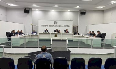 Câmara Municipal de Ceres realiza a 3ª Sessão Ordinária do mês de outubro de 2025