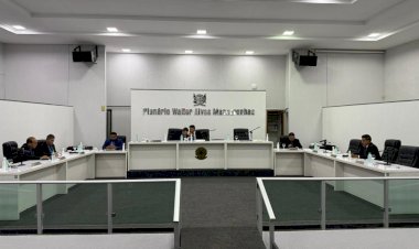 Câmara Municipal de Ceres realiza 9ª Sessão Extraordinária de 2025