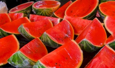 ''Não se deve comprar melancias cortadas no supermercado, especialmente se não estiverem bem congeladas'', recomenda uma nutricionista