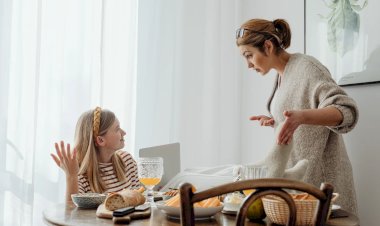 Parte da geração Z culpa os pais por seus fracassos, aponta pesquisa