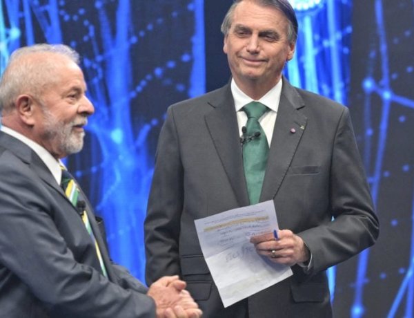 Petistas e bolsonaristas confiam em seus grupos quase como em suas próprias famílias, aponta pesquisa
