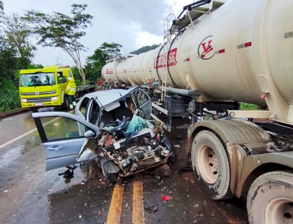 Acidente entre caminhão, ônibus e carro deixa 2 feridos na BR-153 em Rialma