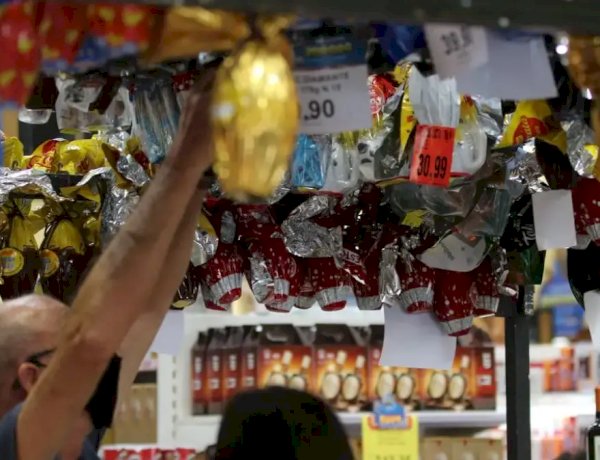 Brasileiros reduzem gastos na Páscoa; ovos têm variação de 150% em Goiânia