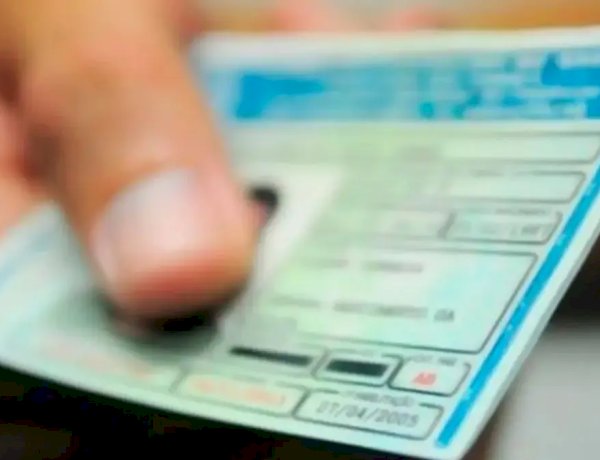 Golpistas criam sites falsos para simular renovação da CNH e cobrar boletos em Goiás