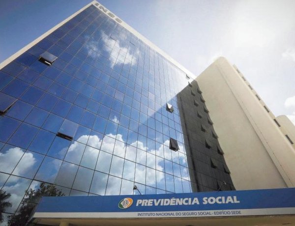 Brasileiro se aposenta, em média, aos 57 anos, ainda abaixo da idade mínima da Reforma