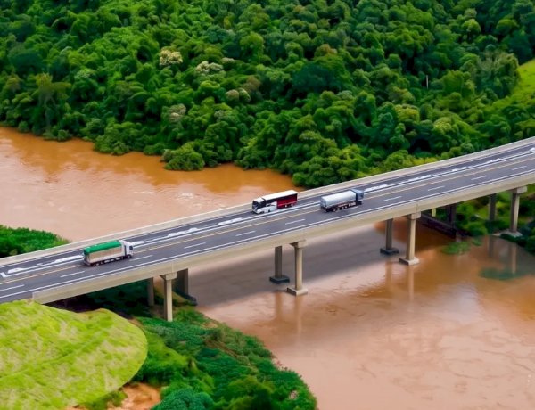 Nova ponte sobre o Rio das Almas avança na BR-153 e reforça duplicação no Norte de Goiás