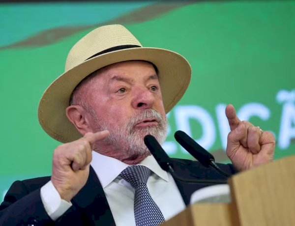 Governo paraguaio se reúne com embaixador brasileiro, manifesta 'repúdio' a fala de Lula e pede devolução de canhões de guerra