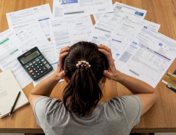 Quase metade dos adultos de Goiás está inadimplente, aponta Serasa