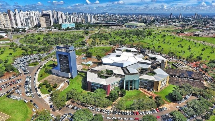 Começa a ser entregue a notificação da taxa do lixo