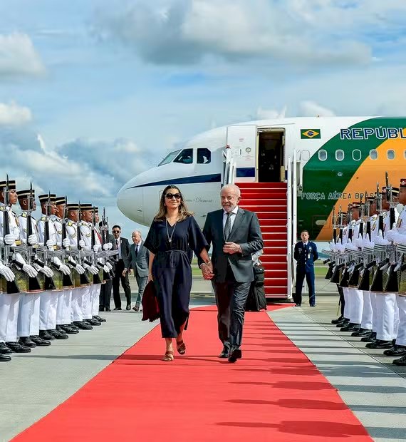 Entenda o que significa substituir o dólar nas transações internacionais, medida defendida por Lula